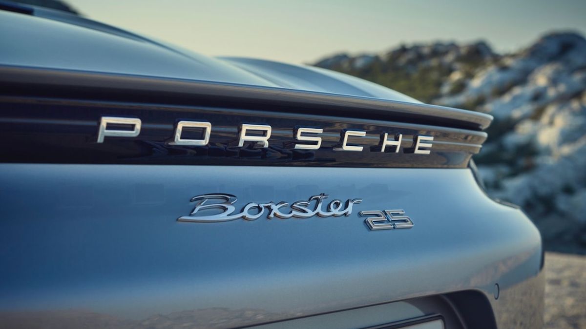 Volkswagen přehodnocuje uvedení Porsche na burzu